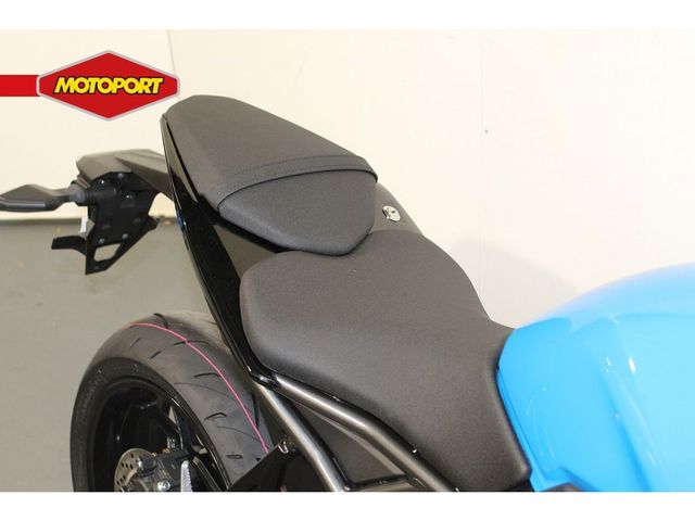 suzuki - gsx-8s