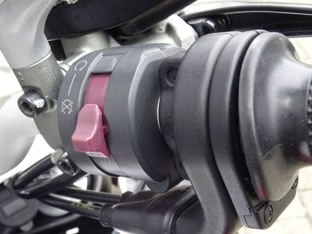ducati - diavel-strada