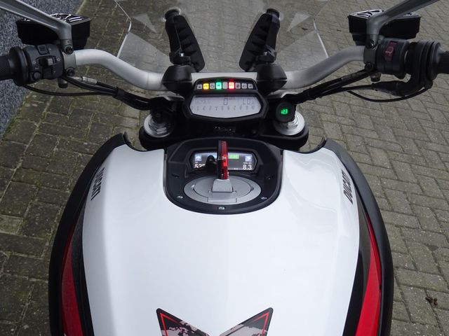 ducati - diavel-strada
