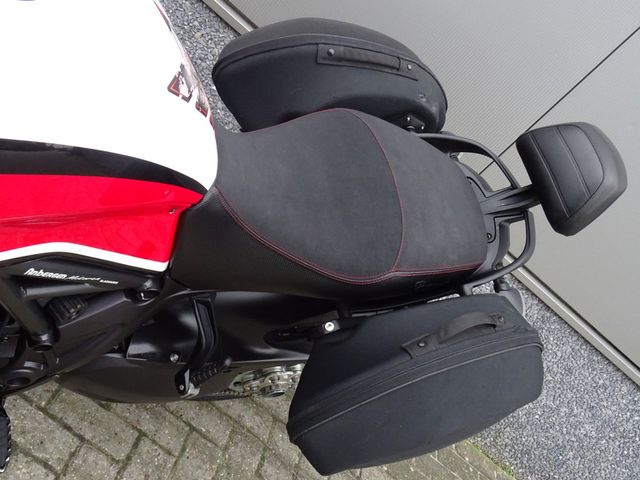 ducati - diavel-strada