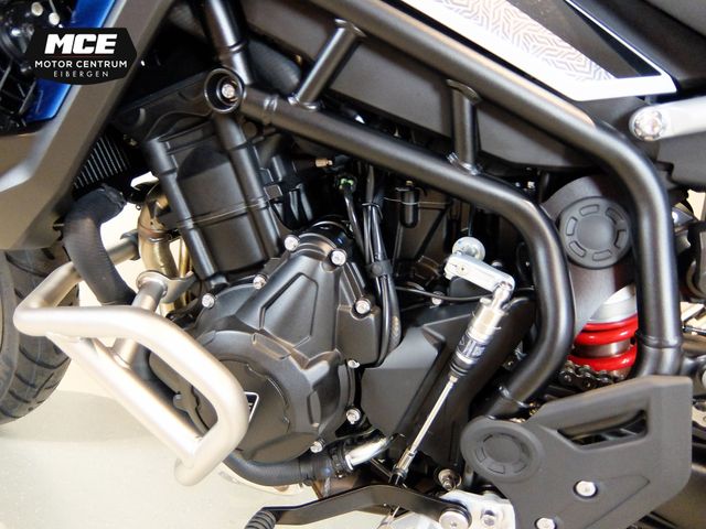 triumph - tiger-900-alpine-edition