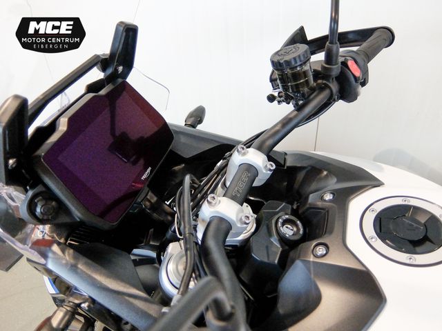 triumph - tiger-900-alpine-edition