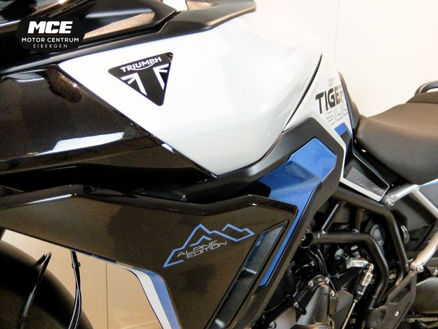 triumph - tiger-900-alpine-edition