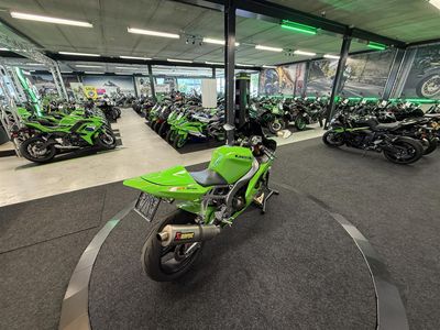 KAWASAKI ZX 6RR / 636 – foto 3