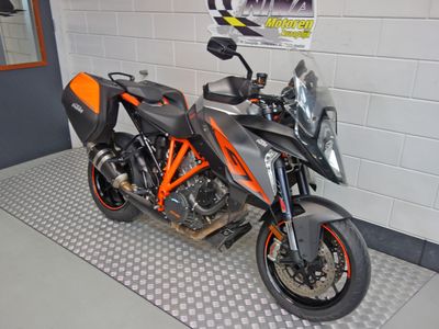 KTM 1290 SUPER DUKE GT – foto 3