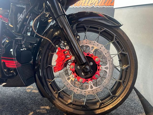 harley-davidson - road-glide-cvo-fltrxse