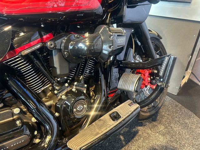 harley-davidson - road-glide-cvo-fltrxse