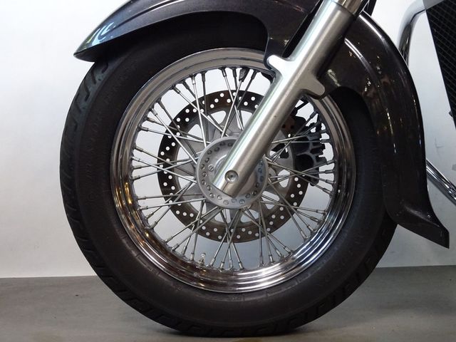 suzuki - c-800-intruder