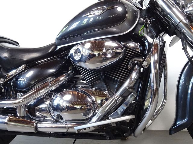 suzuki - c-800-intruder