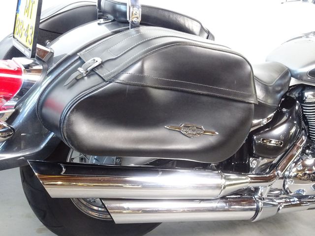 suzuki - c-800-intruder