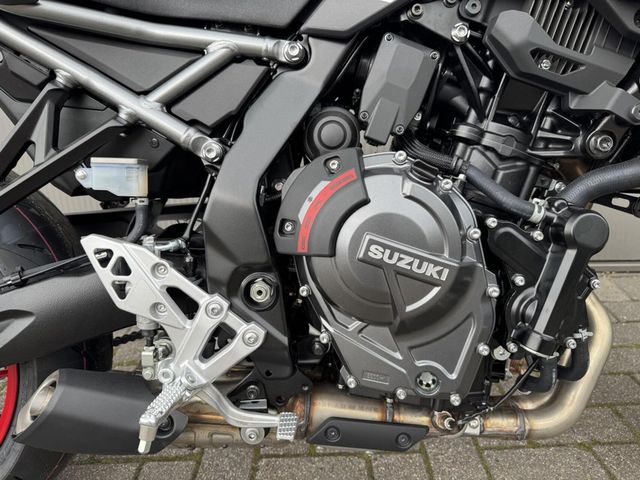 suzuki - gsx-8s