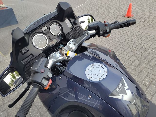 bmw - r-1150-rt