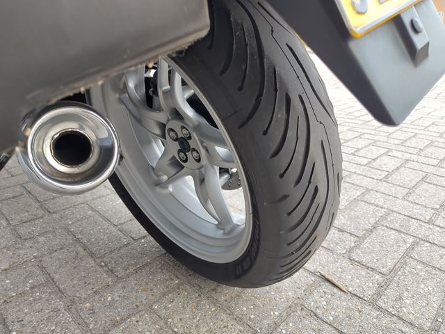 bmw - r-1150-rt
