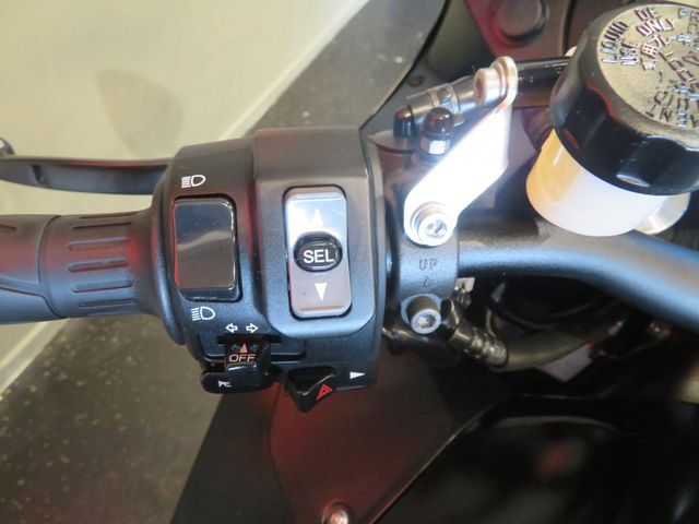 kawasaki - zzr-1400