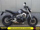YAMAHA MT 09
