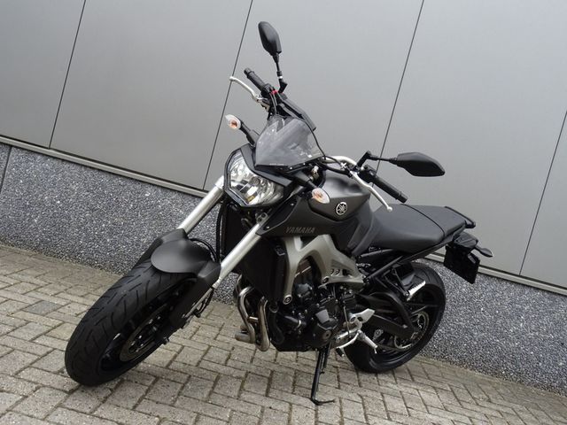 yamaha - mt-09