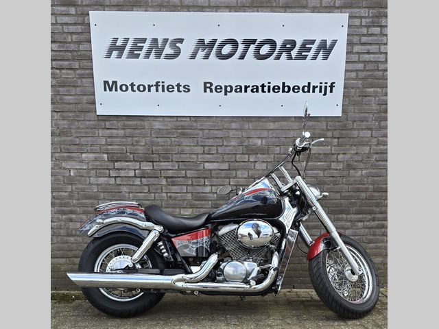 honda - vt-750-c2-shadow-ace