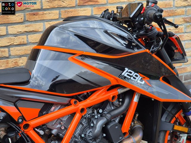 ktm - 1290-super-duke-r-evo