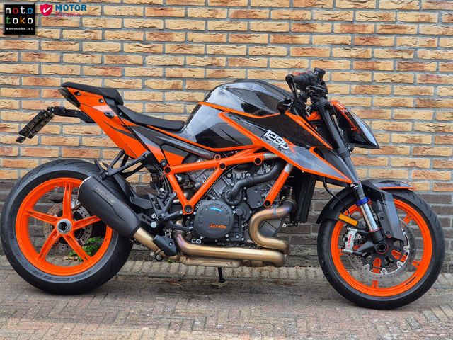 ktm - 1290-super-duke-r-evo