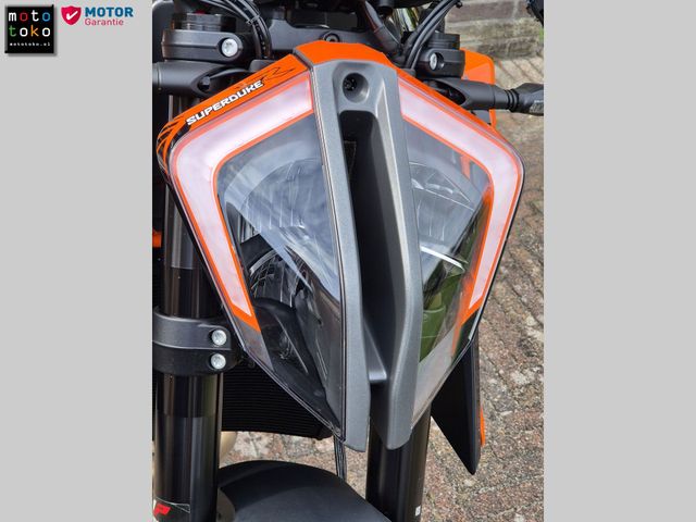 ktm - 1290-super-duke-r-evo