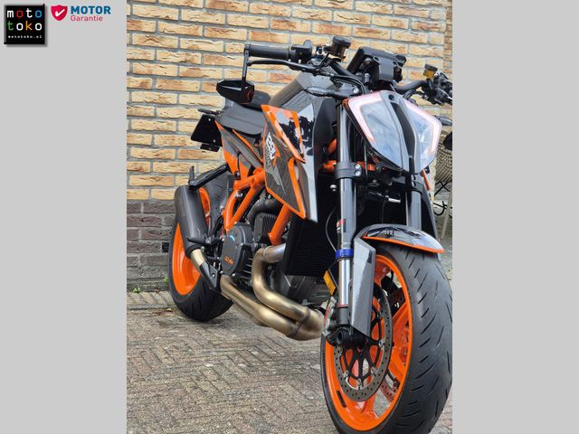ktm - 1290-super-duke-r-evo