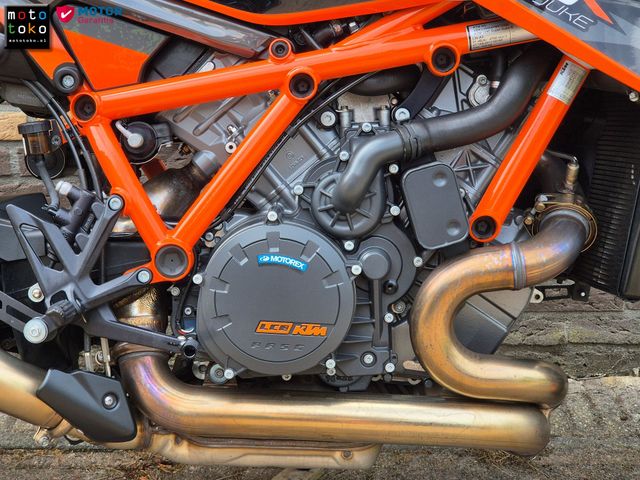 ktm - 1290-super-duke-r-evo