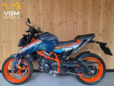 KTM 390 DUKE – foto 4