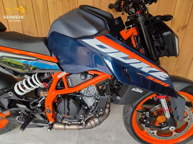 ktm - 390-duke-abs