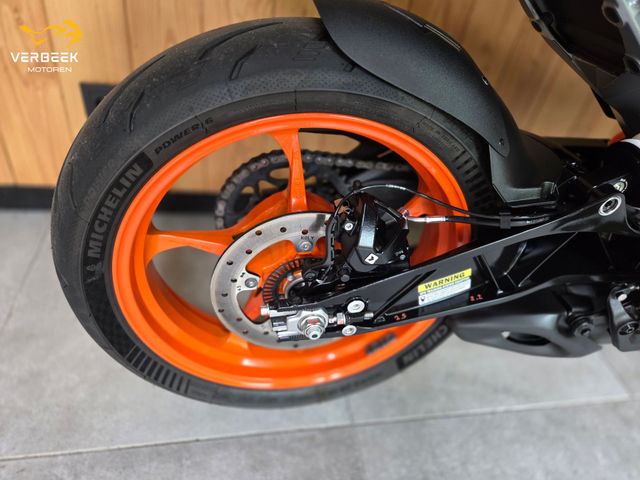 ktm - 390-duke-abs