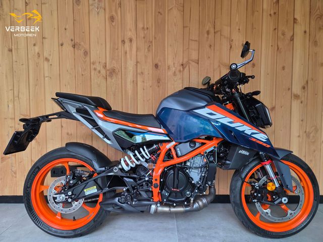 ktm - 390-duke-abs