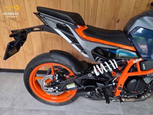 ktm - 390-duke-abs