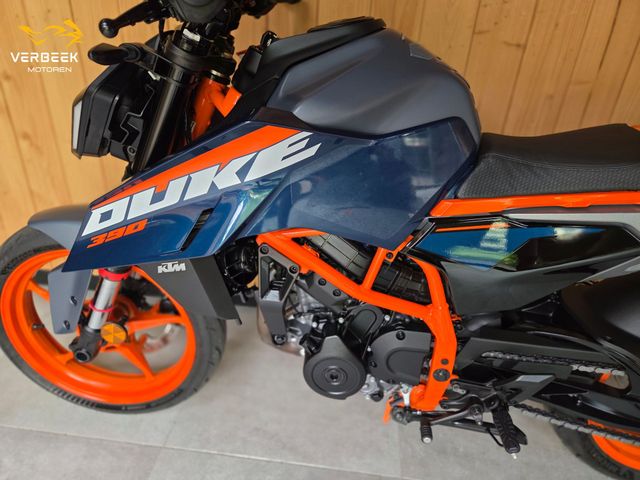 ktm - 390-duke-abs