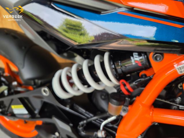 ktm - 390-duke-abs