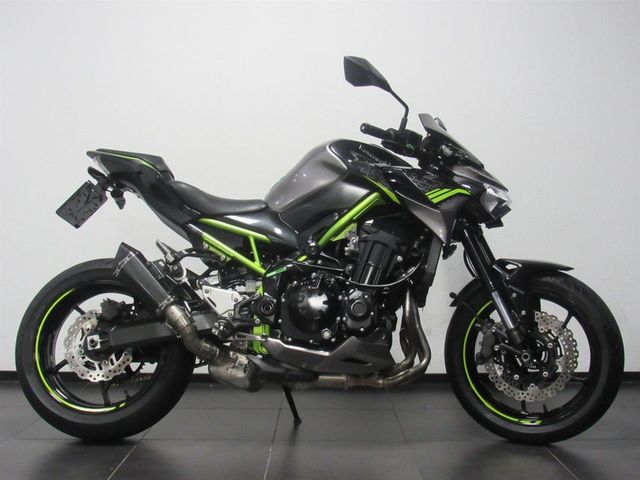 kawasaki - z900