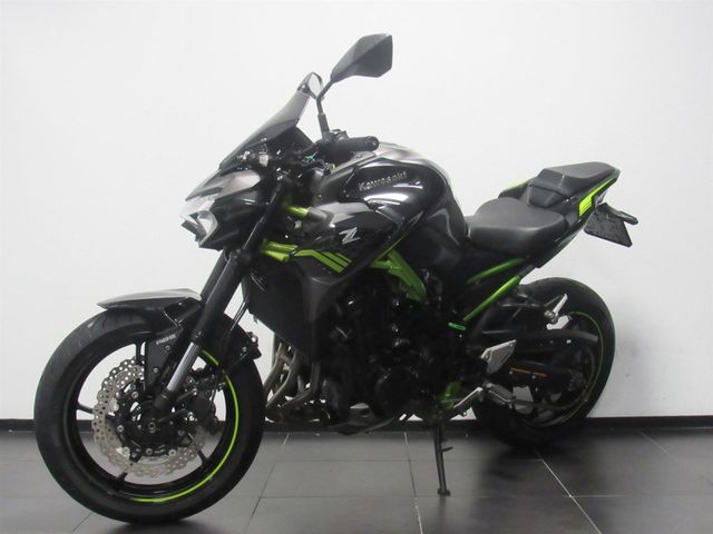 kawasaki - z900