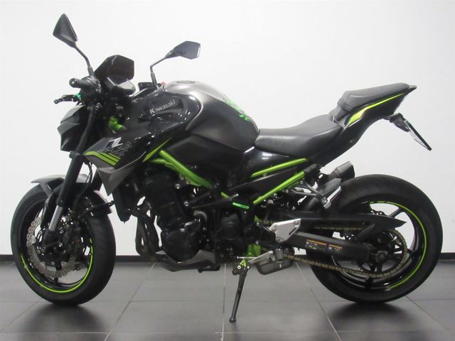 kawasaki - z900