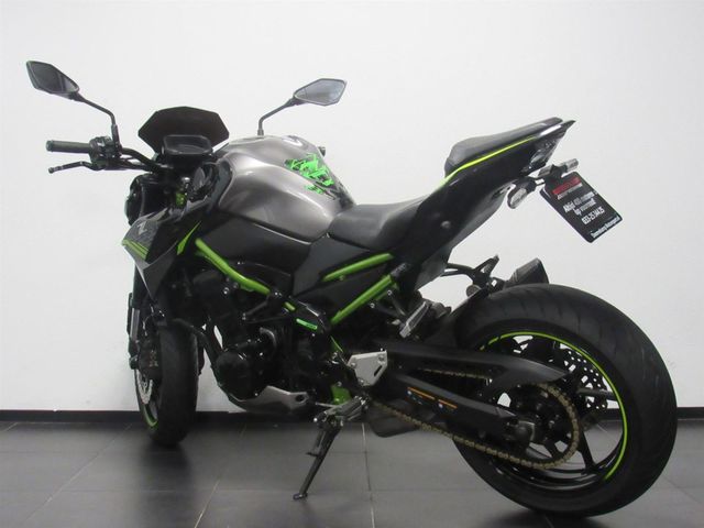 kawasaki - z900