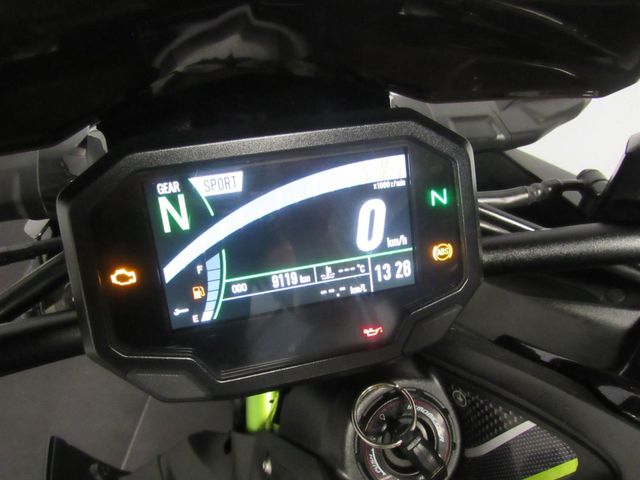 kawasaki - z900