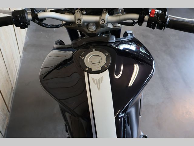 yamaha - mt-09-abs