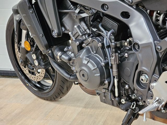 yamaha - mt-09
