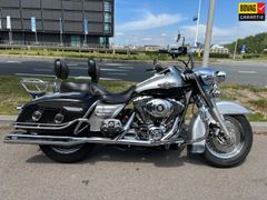 HARLEY-DAVIDSON ROAD KING CLASSIC FLHRCI