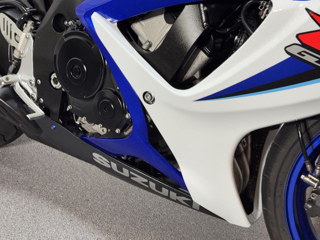 suzuki - gsx-r-600