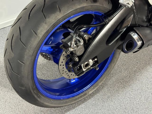 suzuki - gsx-r-600