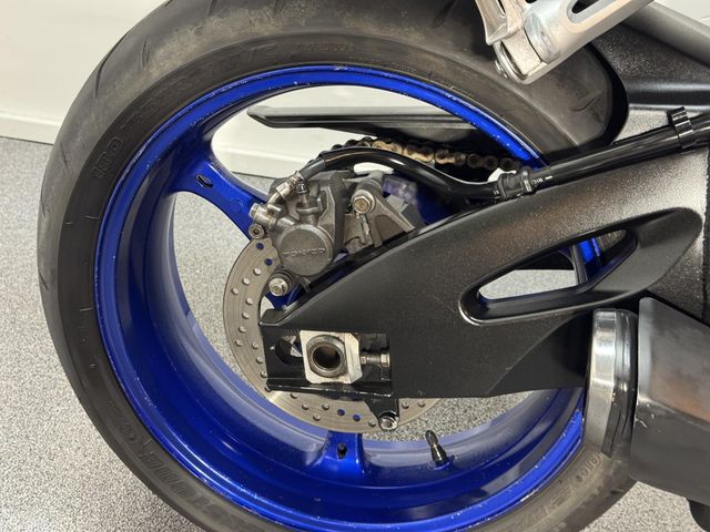 suzuki - gsx-r-600