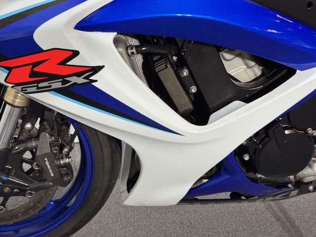 suzuki - gsx-r-600