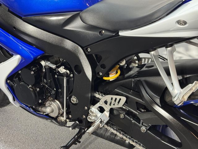 suzuki - gsx-r-600