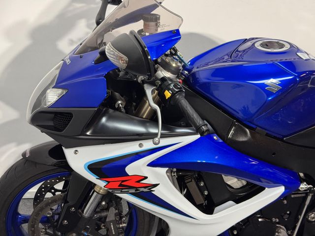 suzuki - gsx-r-600