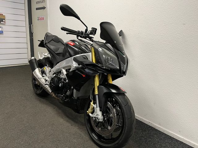 aprilia - tuono-v4