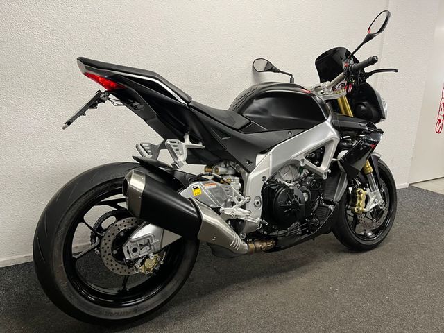 aprilia - tuono-v4