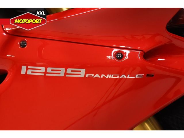 ducati - 1299-panigale-s